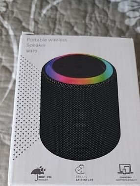 Portable Wireless Speaker M370 - Black with RGB Ring